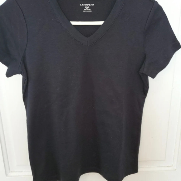 Lands' End Tops - NWT Land's End Black V-neck T-shirt Size XSP